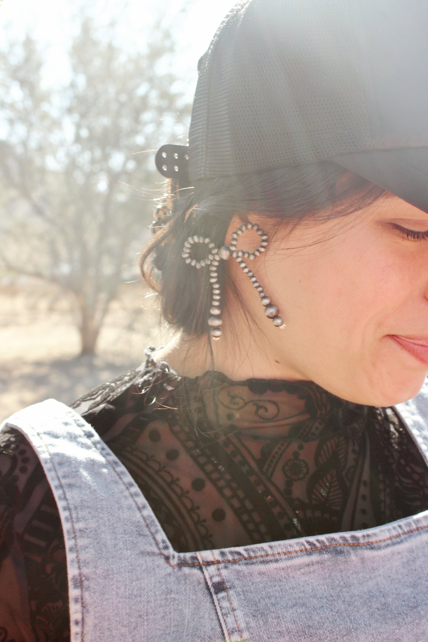 Bow Navajo Pearl earrings